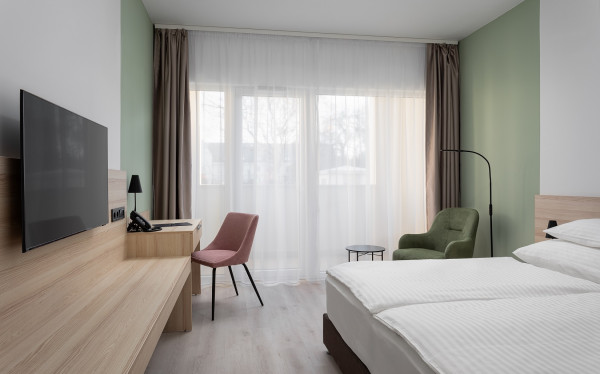 Hunguest Hotel Flóra, Cameră dublă standard la parter